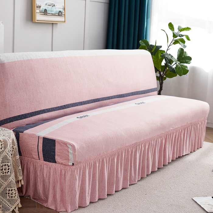 91家纺网 家纺一手货源 找家纺 丝绮鹿 2023新款牛奶丝沙发床套（裙边款） 萌萌小鹿