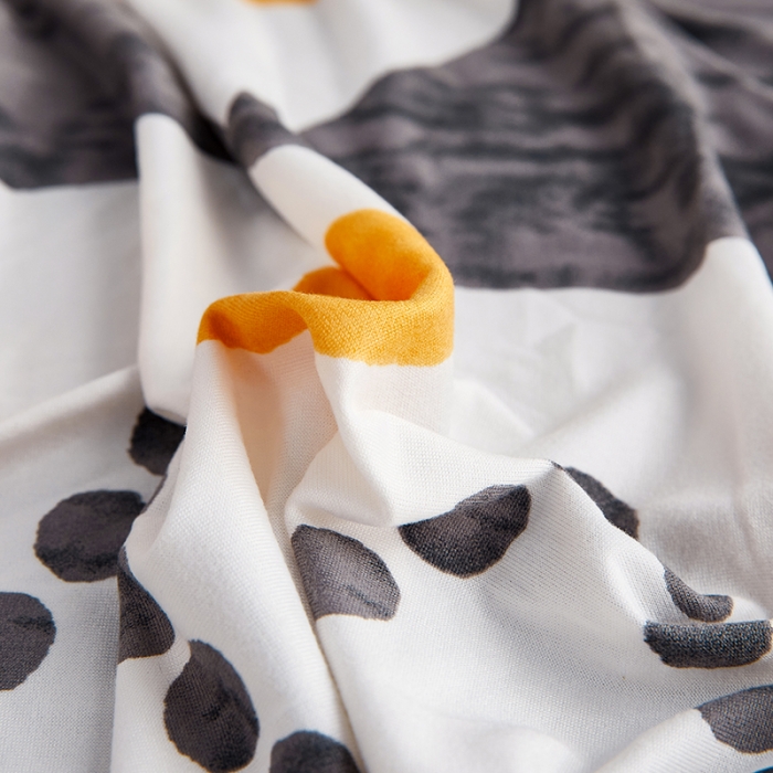 91家纺网 家纺一手货源 找家纺 丝绮鹿 2023新款牛奶丝沙发床套（裙边款） 米亚