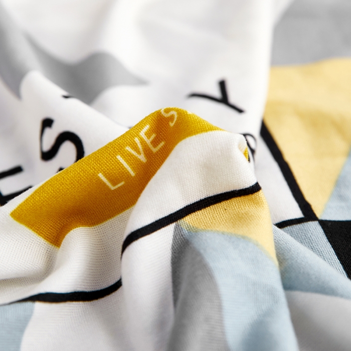 91家纺网 家纺一手货源 找家纺 丝绮鹿 2023新款牛奶丝沙发床套（裙边款） 时光麋鹿