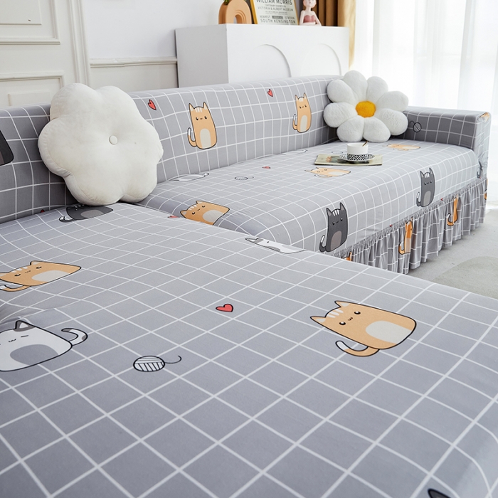 91家纺网 家纺一手货源 找家纺 丝绮鹿 2023新款牛奶丝沙发套贵妃图（裙边款） 方格猫咪