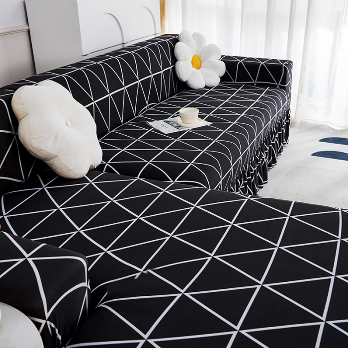 91家纺网 家纺一手货源 找家纺 丝绮鹿 2023新款牛奶丝沙发套贵妃图（裙边款） 黑色线格