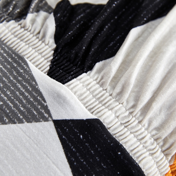 91家纺网 家纺一手货源 找家纺 丝绮鹿 2023新款牛奶丝沙发套贵妃图（裙边款） 几何碎片