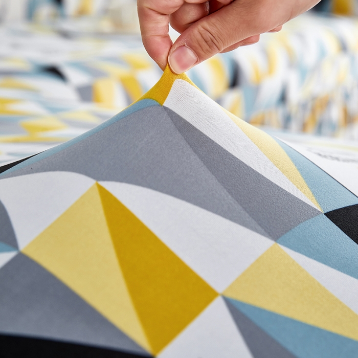 91家纺网 家纺一手货源 找家纺 丝绮鹿 2023新款牛奶丝沙发套贵妃图（裙边款） 时光麋鹿