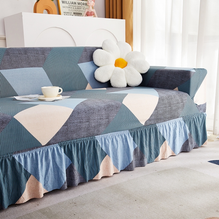 91家纺网 家纺一手货源 找家纺 丝绮鹿 2023新款牛奶丝沙发套贵妃图（裙边款） 现代绅士