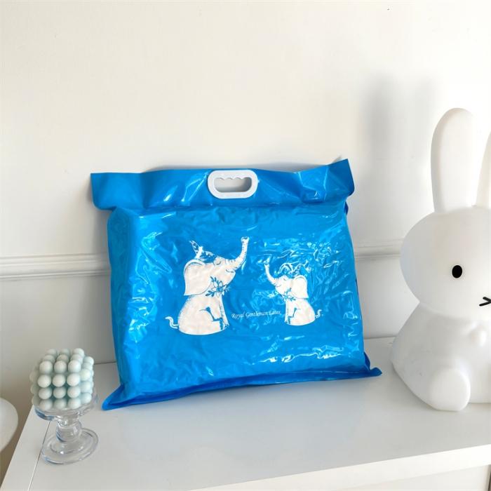 91家纺网 家纺一手货源 找家纺 新款皇家绅士冬用加绒加厚款天然乳胶枕成人保暖乳胶成人枕芯