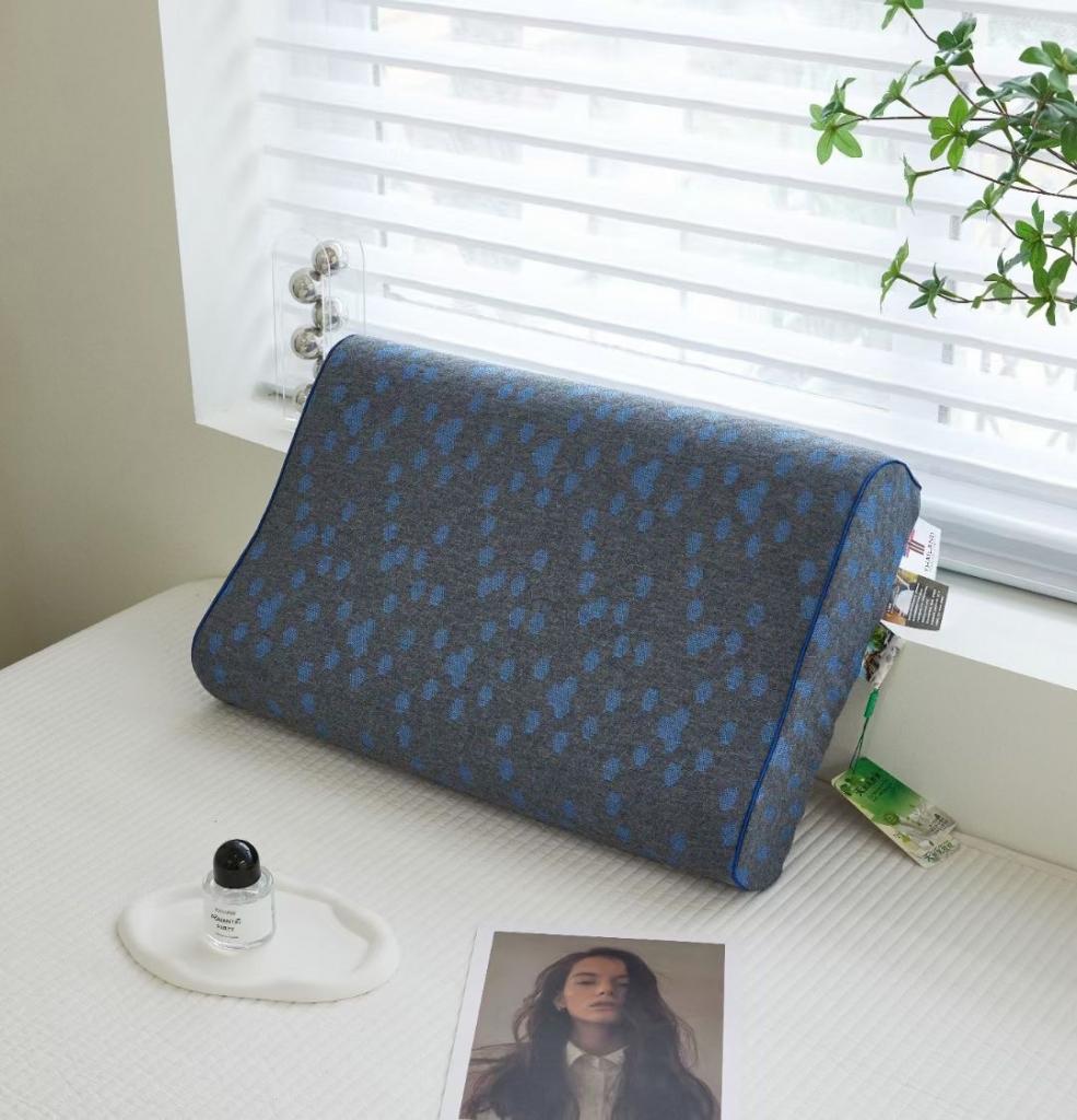 91家纺网 家纺一手货源 找家纺 新款石墨烯天然乳胶枕头成人高低平面款乳胶枕芯