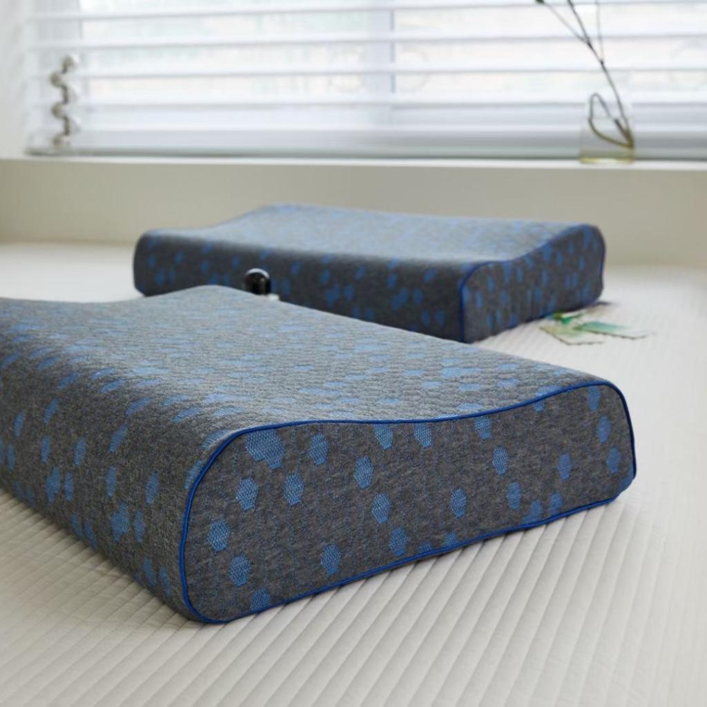 91家纺网 家纺一手货源 找家纺 新款石墨烯天然乳胶枕头成人高低平面款乳胶枕芯