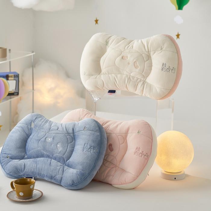 91家纺网 家纺一手货源 找家纺 2024新款 趣味软萌 熊猫图案设计 多维度护颈 带来深度好睡眠