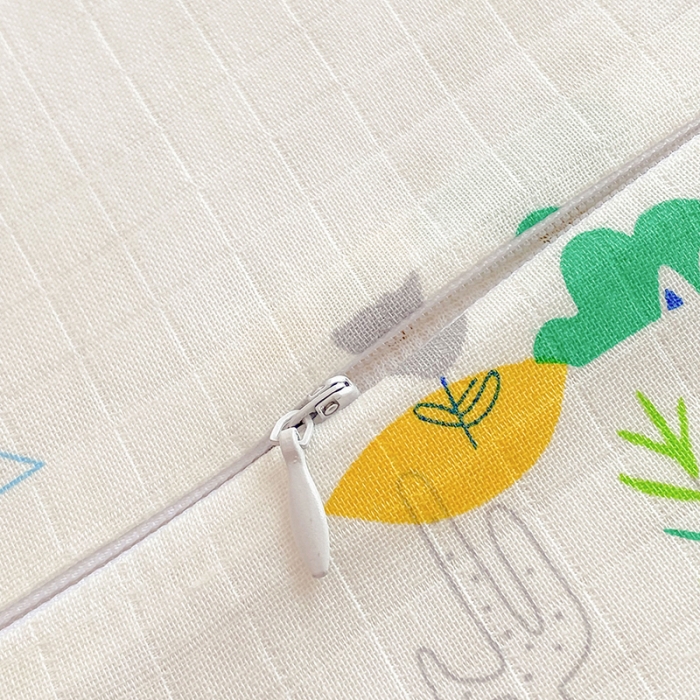 91家纺网 家纺一手货源 找家纺 萌番宝 2023新款纱布儿童乳胶枕恐龙园