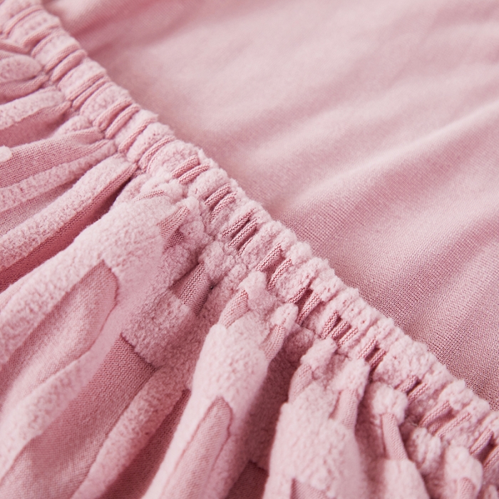 91家纺网 家纺一手货源 找家纺 丝绮鹿 2023新款提花绒沙发套三人：190-230cm沙发套（幸福） 幸福-脂粉