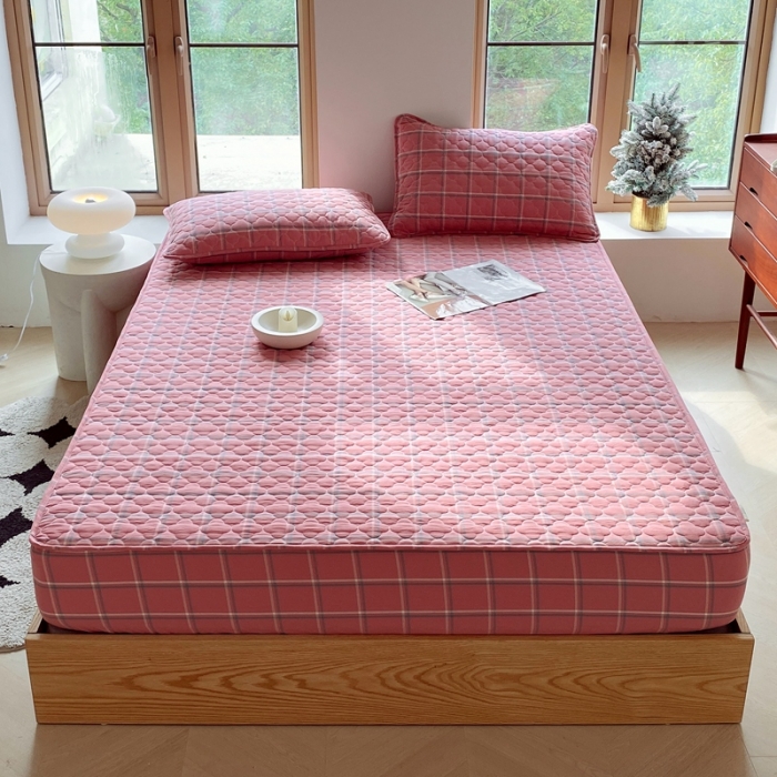 91家纺网 家纺一手货源 找家纺 尊康家纺（原磊科） 2024新款全棉色织无印风大豆床笠 宁静粉