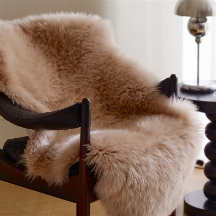 91家纺网 家纺一手货源 找家纺 安莱生活 2023新款高奢新西兰进口羊毛垫 羊毛垫-驼色