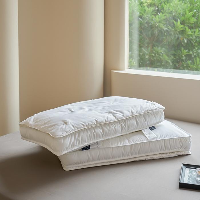 91家纺网 家纺一手货源 找家纺 2024新款 会‘呼吸’的枕头 温而不燥 呵护颈椎