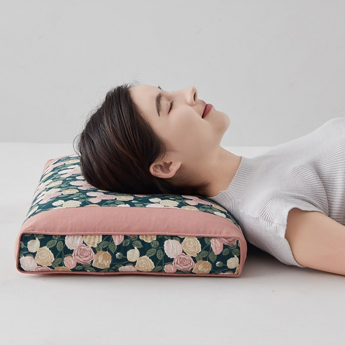 91家纺网 家纺一手货源 找家纺 （总）乐可 2023新款韩式碎花荞麦枕 枕头枕芯