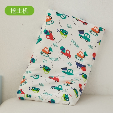 91家纺网 家纺一手货源 找家纺 （总）2023新款儿童乳胶枕平面枕2744 枕头枕芯