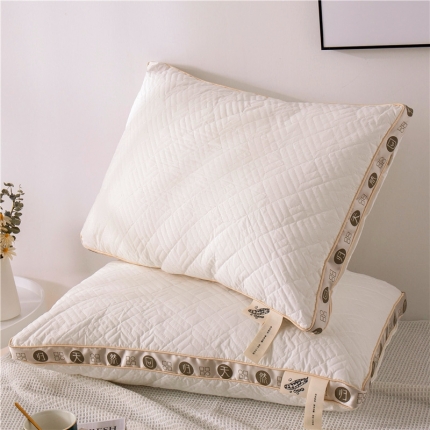 91家纺网 家纺一手货源 找家纺 新疆棉本色全棉羽丝绒安睡枕 至朴植物大豆纤维枕芯