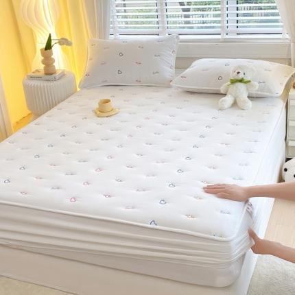 91家纺网 家纺一手货源 找家纺 （总）尊康家纺（原磊科） 2024新款全棉色织夹棉大豆床笠-爱心笑脸