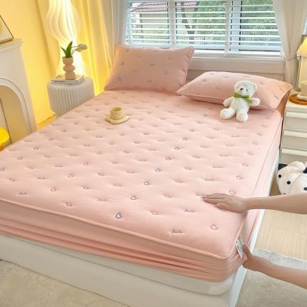 91家纺网 家纺一手货源 找家纺 （总）尊康家纺（原磊科） 2024新款全棉色织夹棉大豆床笠-爱心笑脸