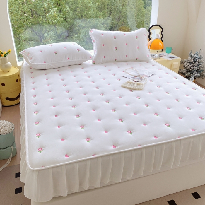 91家纺网 家纺一手货源 找家纺 （总）尊康家纺（原磊科） 2024新款全棉色织夹棉大豆床笠-花颜