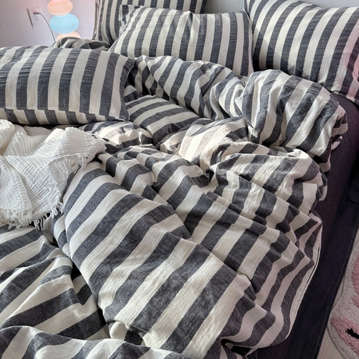 91家纺网 家纺一手货源 找家纺 千朵 2023新款色织双层皱皱纱全棉四件套 黑色