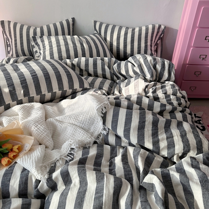 91家纺网 家纺一手货源 找家纺 千朵 2023新款色织双层皱皱纱全棉四件套 黑色