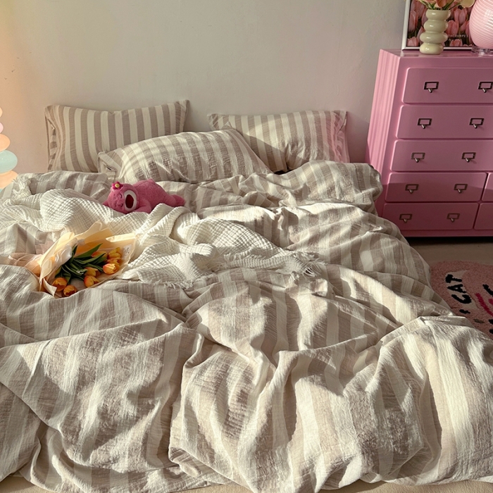 91家纺网 家纺一手货源 找家纺 千朵 2023新款色织双层皱皱纱全棉四件套 奶灰