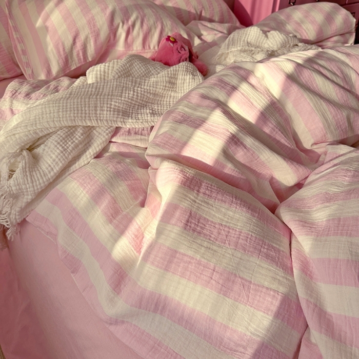 91家纺网 家纺一手货源 找家纺 千朵 2023新款色织双层皱皱纱全棉四件套 桃粉