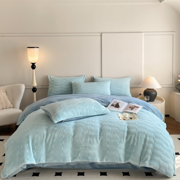 91家纺网 家纺一手货源 找家纺 子曰 2024新款牛奶兔兔泡泡绒四件套 天空蓝