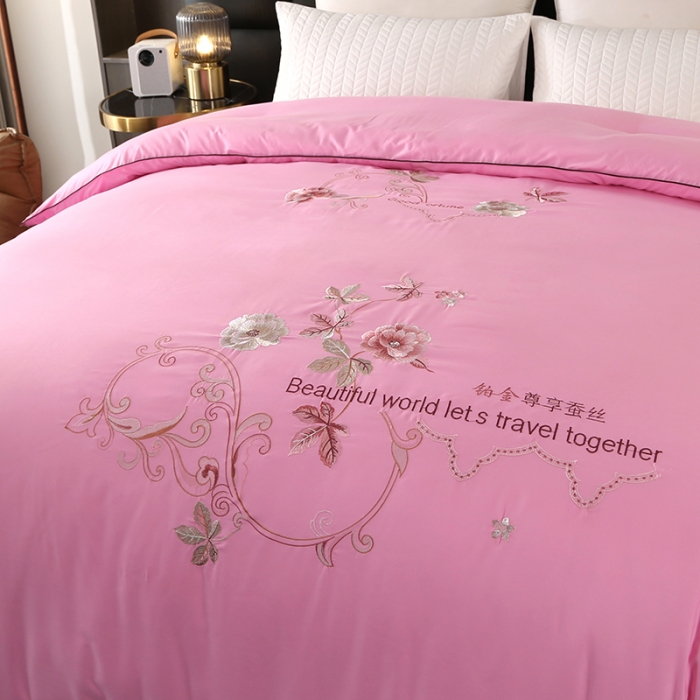 91家纺网 家纺一手货源 找家纺 美伦美铂金尊享专版刺绣被子被芯冬被春秋被夏被手工订花被经典粉