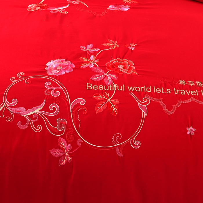 91家纺网 家纺一手货源 找家纺 美伦美铂金尊享专版刺绣被子被芯冬被春秋被夏被手工订花被吉祥红