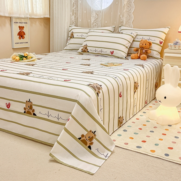 91家纺网 家纺一手货源 找家纺 小懒猪 2024春夏新款全棉印花单床单 心动熊宝