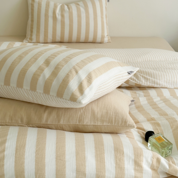 91家纺网 家纺一手货源 找家纺 玛奇朵 2023新款色织双层皱纱-韩系条纹四件套 韩系条纹-卡其