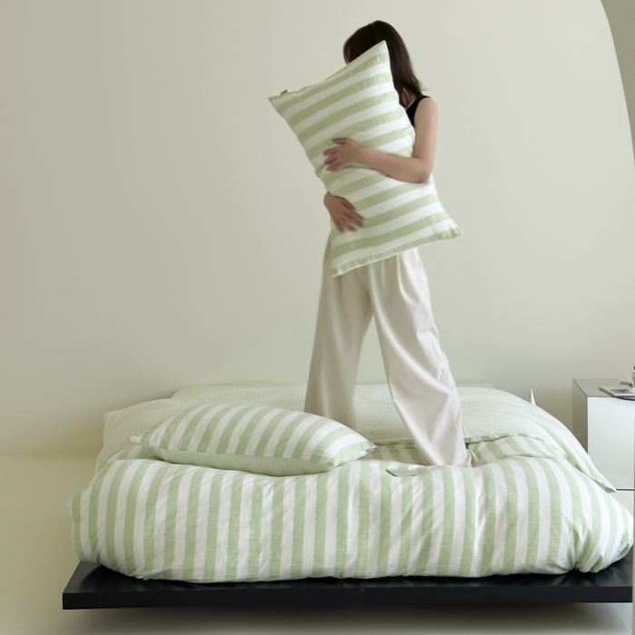 91家纺网 家纺一手货源 找家纺 玛奇朵 2023新款色织双层皱纱-韩系条纹四件套 韩系条纹-青提绿