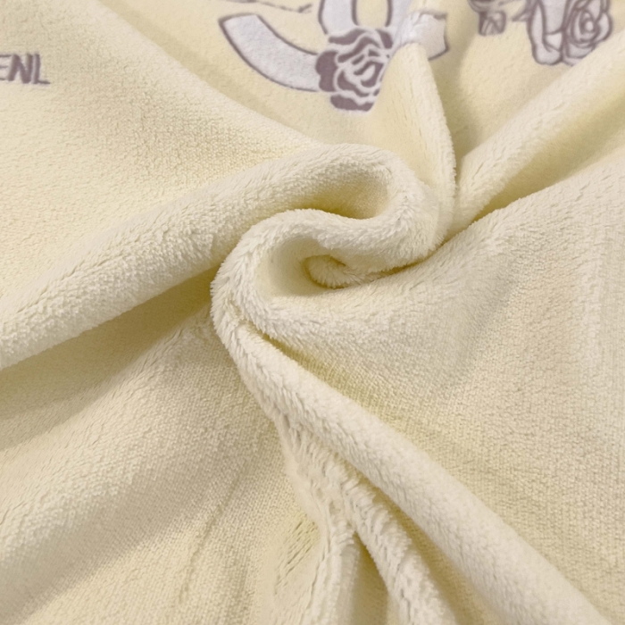 91家纺网 家纺一手货源 找家纺 品家居 2025新款5D雕花牛奶绒四件套-心动玫瑰 黄拼灰