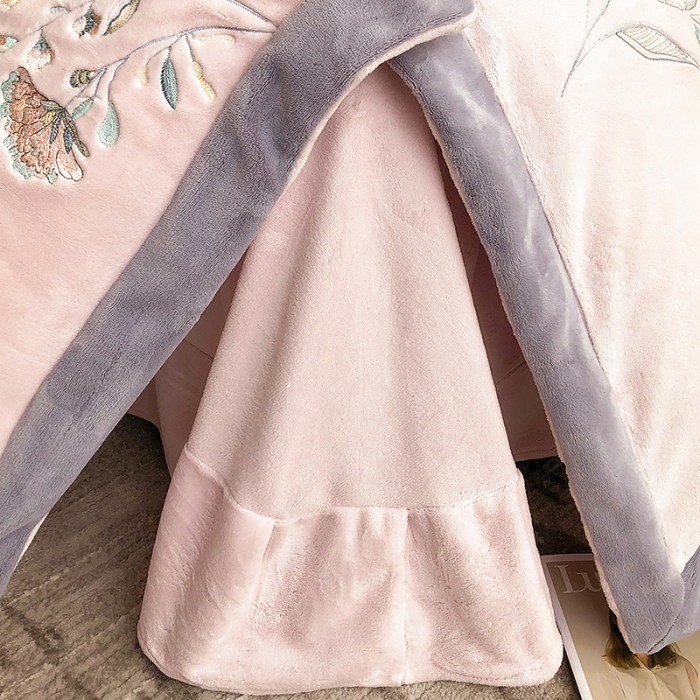 91家纺网 家纺一手货源 找家纺 (总) 品家居 2025新款牛奶绒绣花四件套-蝶舞恋花