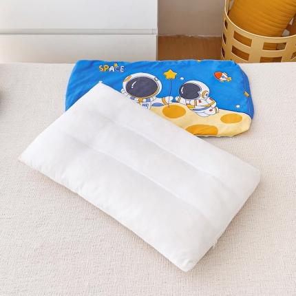 91家纺网 家纺一手货源 找家纺 吉咪兔A类全棉儿童豆豆绒枕可水洗定型枕午睡枕卡通豆豆枕宇航员