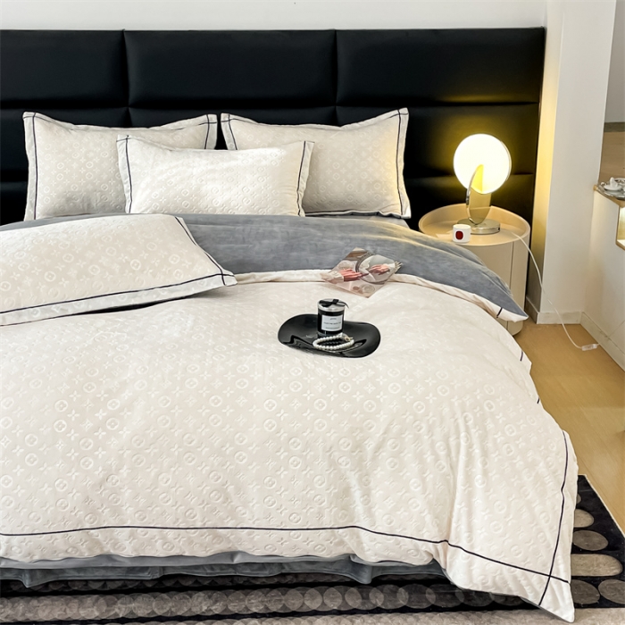 91家纺网 家纺一手货源 找家纺 （总）老K (原美阁） 2024新款婴儿绒牛奶绒简约绒四件套-路易