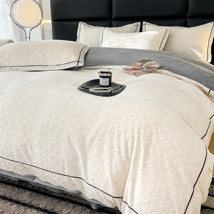 91家纺网 家纺一手货源 找家纺 （总）老K (原美阁） 2024新款婴儿绒牛奶绒简约绒四件套-路易