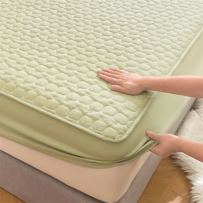 91家纺网 家纺一手货源 找家纺 梦舒羽 2025新款抗菌隔尿防水四季款夹棉加厚床笠床垫保护罩床垫套 苹果款-豆绿