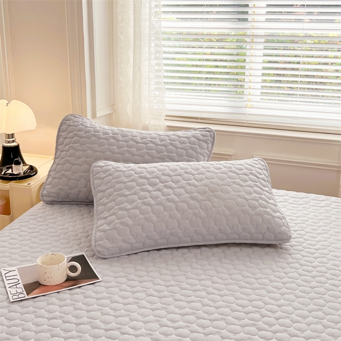 91家纺网 家纺一手货源 找家纺 梦舒羽 2025新款抗菌隔尿防水四季款夹棉加厚床笠床垫保护罩床垫套 苹果款-浅灰