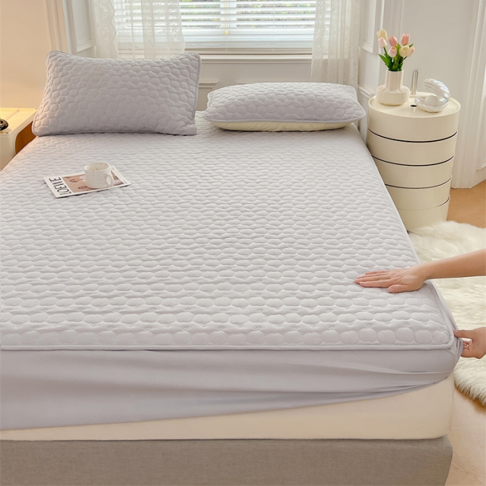 91家纺网 家纺一手货源 找家纺 梦舒羽 2025新款抗菌隔尿防水四季款夹棉加厚床笠床垫保护罩床垫套 苹果款-浅灰