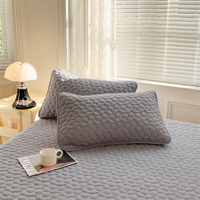 91家纺网 家纺一手货源 找家纺 梦舒羽 2025新款抗菌隔尿防水四季款夹棉加厚床笠床垫保护罩床垫套 苹果款-深灰