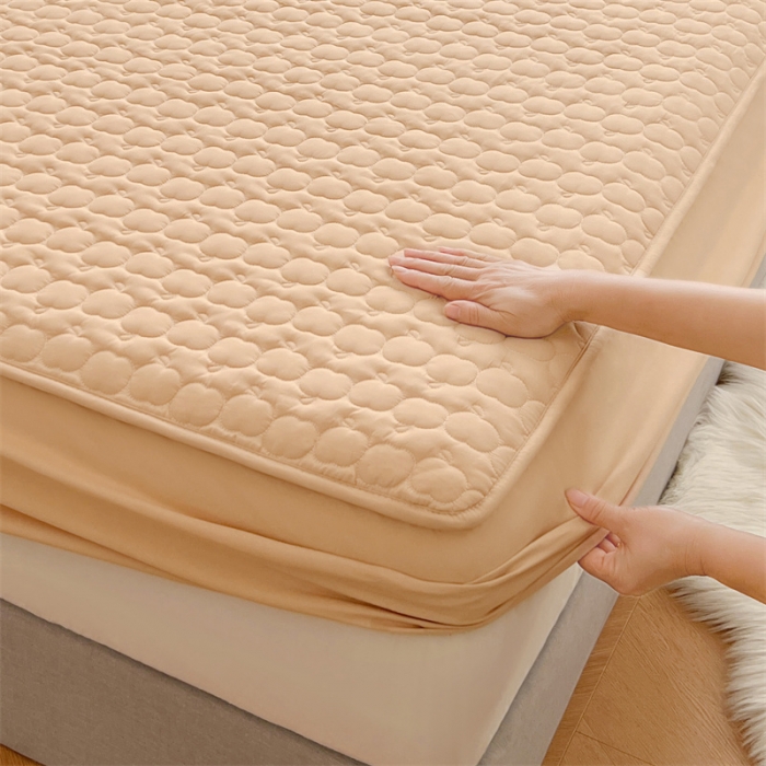 91家纺网 家纺一手货源 找家纺 梦舒羽 2025新款抗菌隔尿防水四季款夹棉加厚床笠床垫保护罩床垫套 苹果款-杏黄