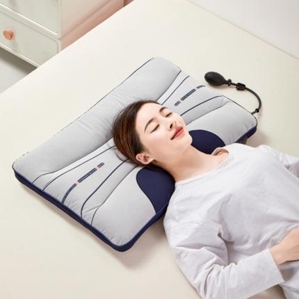 （总）麦肯锡2024新款可调节护肩气囊充气枕枕-模特图