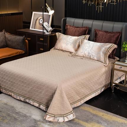 91家纺网 家纺一手货源 找家纺 小时代家纺 2023新款纯棉贡缎提花夹棉单床盖布鲁塞尔香槟