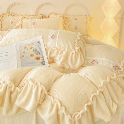 91家纺网 家纺一手货源 找家纺 逸尚阁 2024新款奢华系列高克重牛奶绒四件套 奢华-桃桃黄