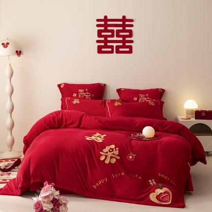 91家纺网 家纺一手货源 找家纺 （总）2025新款高克重牛奶绒刺绣婚庆四件套大红套件