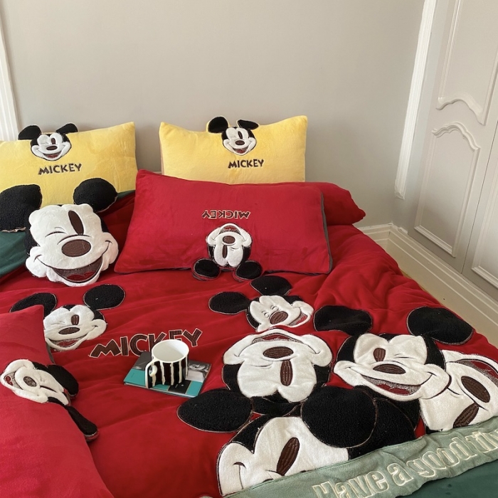 91家纺网 家纺一手货源 找家纺 紫碧螺 2023新款牛奶绒系列四件套-米奇 米奇-红色