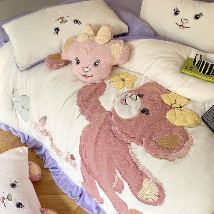 91家纺网 家纺一手货源 找家纺 紫碧螺 2023新款牛奶绒系列四件套-雪莉玫 雪莉玫-紫色