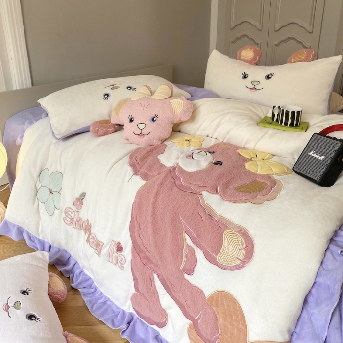 91家纺网 家纺一手货源 找家纺 紫碧螺 2023新款牛奶绒系列四件套-雪莉玫 雪莉玫-紫色